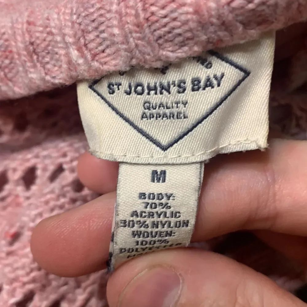 3for$20 sweater medium - Picture 3 of 4